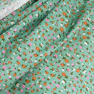 Ситец набивной Цветочки на зеленом