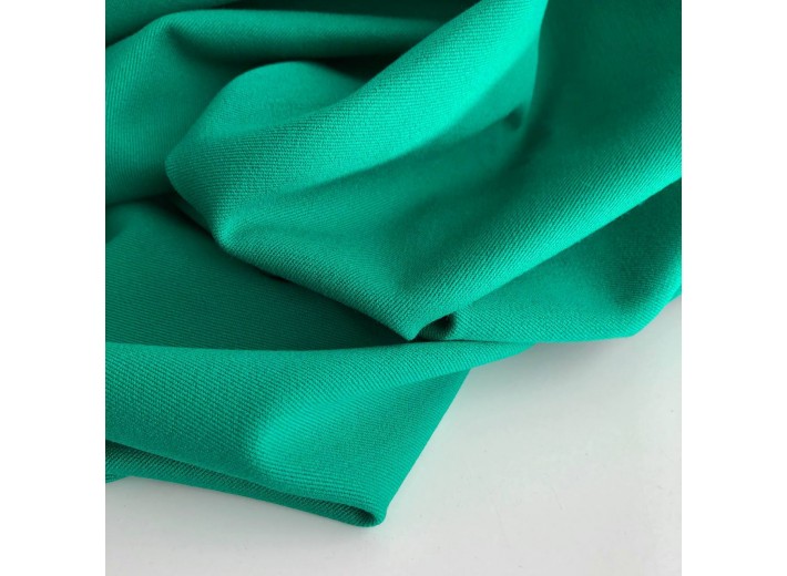 Ткань костюмная с эластаном Зеленый