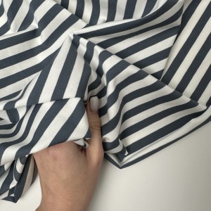 Кулирная гладь в полоску Темно-серый/Молочный (200г/м2)