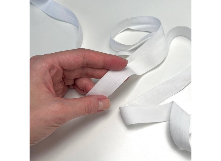 Резинка окантовочная 20 мм Белый