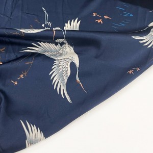 Шелк плательный BAVARIA с принтом Птицы на синем